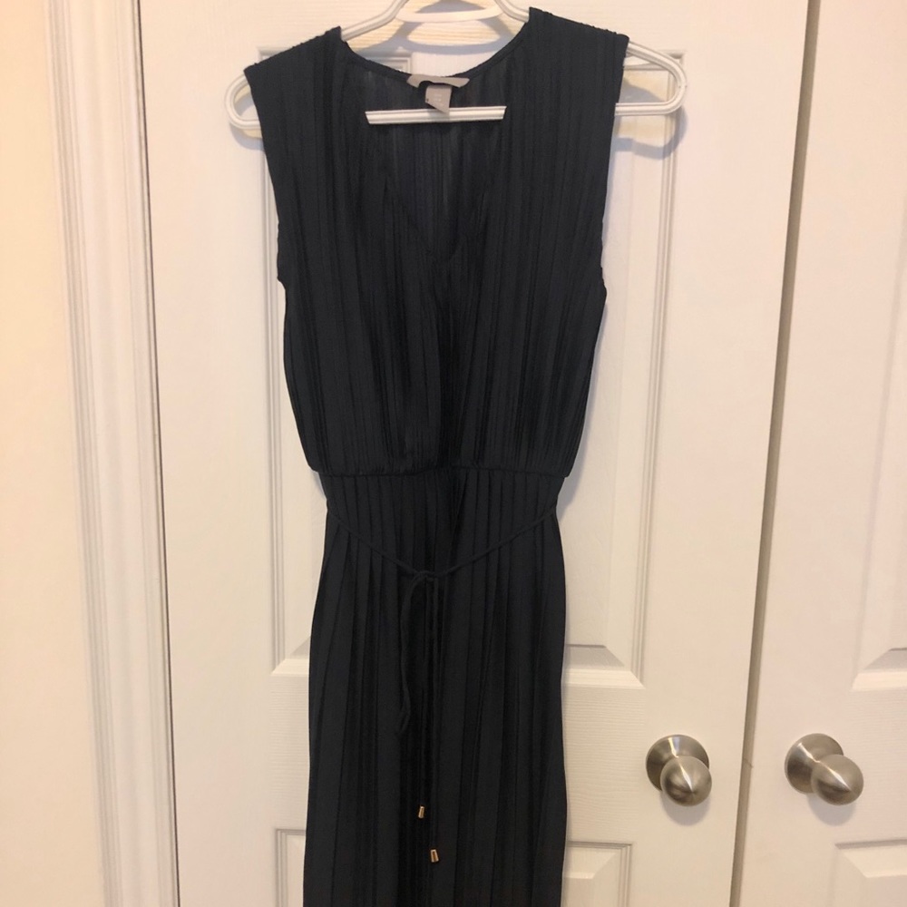 PLEATED DRESS - Picture 2 of 3